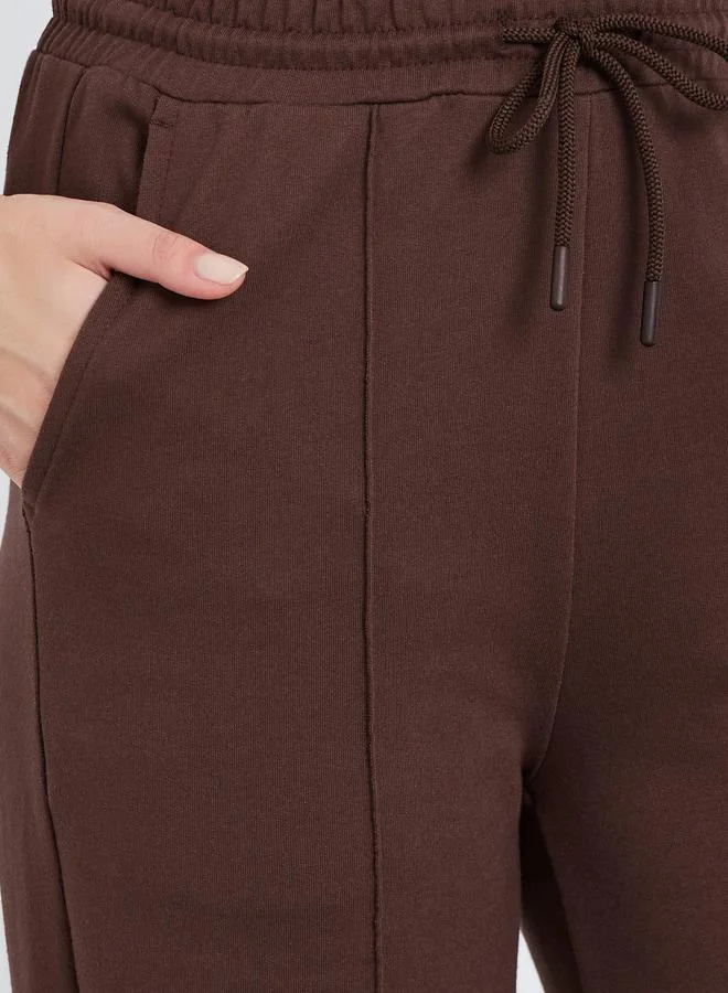 ستايلي جوغر ضيق برباط